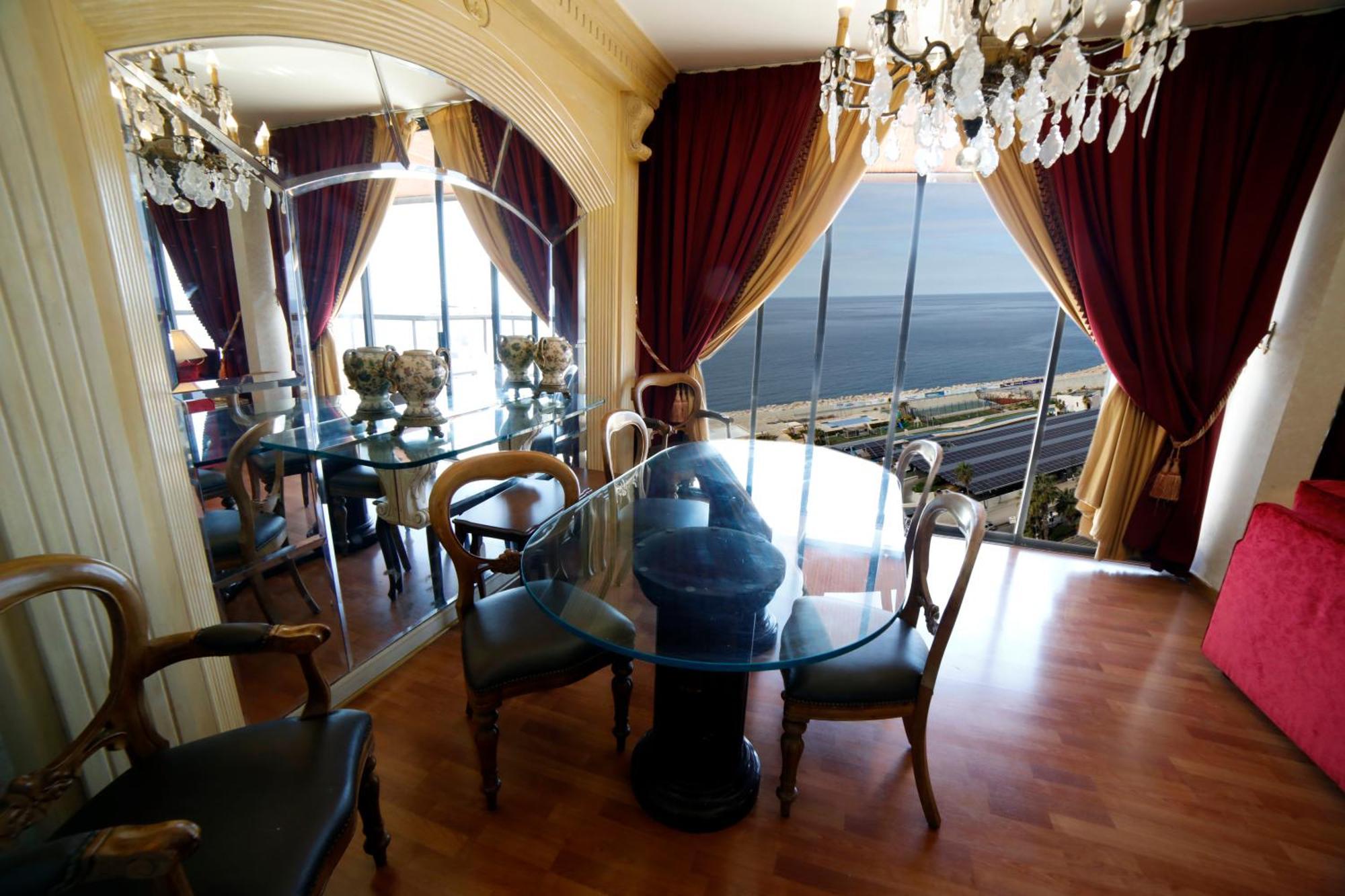 Holiday Home Suites Bejrút Kültér fotó
