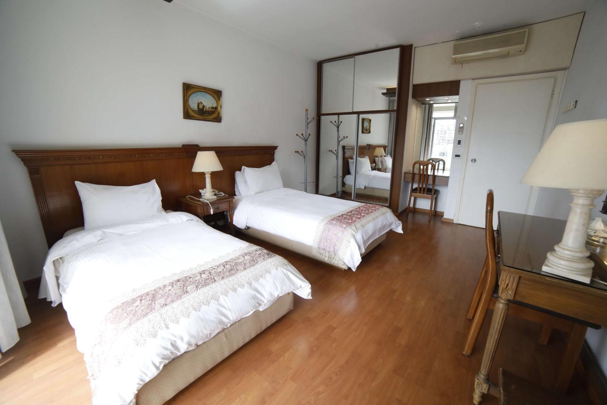 Holiday Home Suites Bejrút Kültér fotó