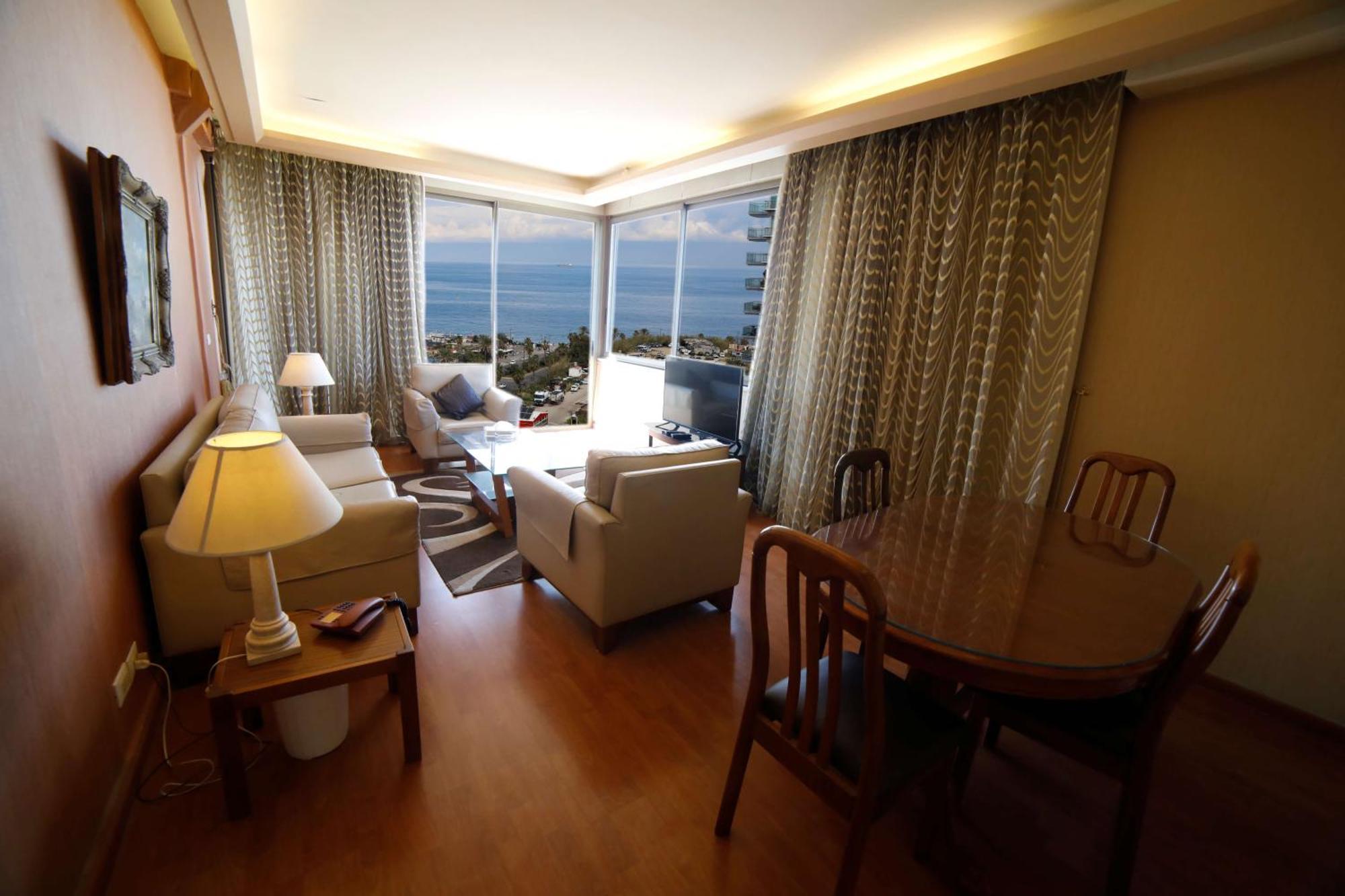 Holiday Home Suites Bejrút Kültér fotó